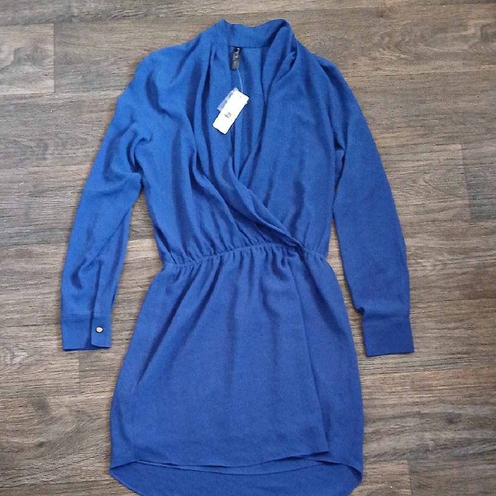 NWT Singledress Los Angeles Long Sleeve Blue Dress.